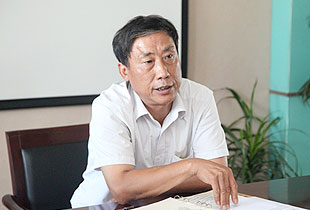 庆“七一”，mk网党总支民主生活会成功举行