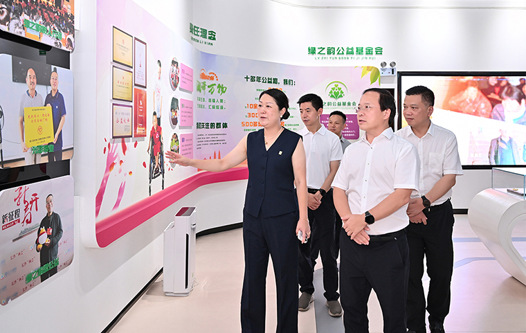 中共长沙市委常委、浏阳市委书记肖正波一行莅临mk网调研